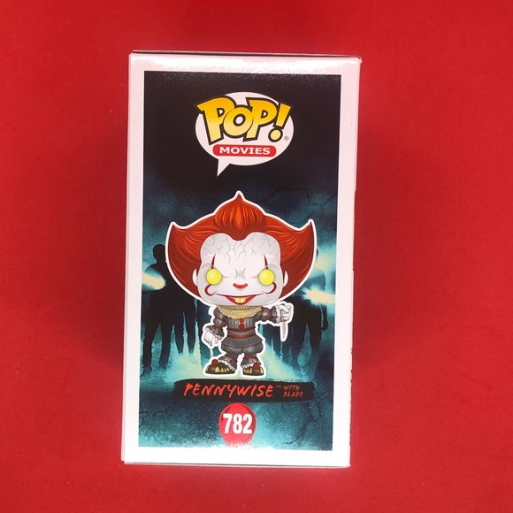 Funko Pop! IT Chapter Two "Pennywise with Blade" - Picture 4 of 6